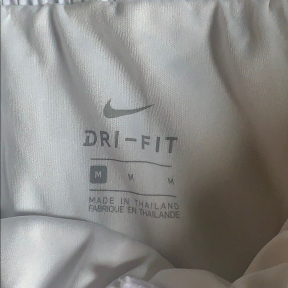 nike kids shorts pink and white - Picture 5 of 6